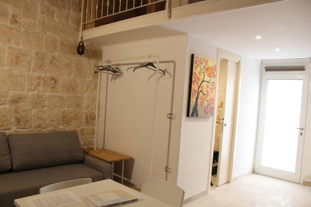 Casa Cleto Monolocale Grazioso Per Vacanze 오스투니 외부 사진
